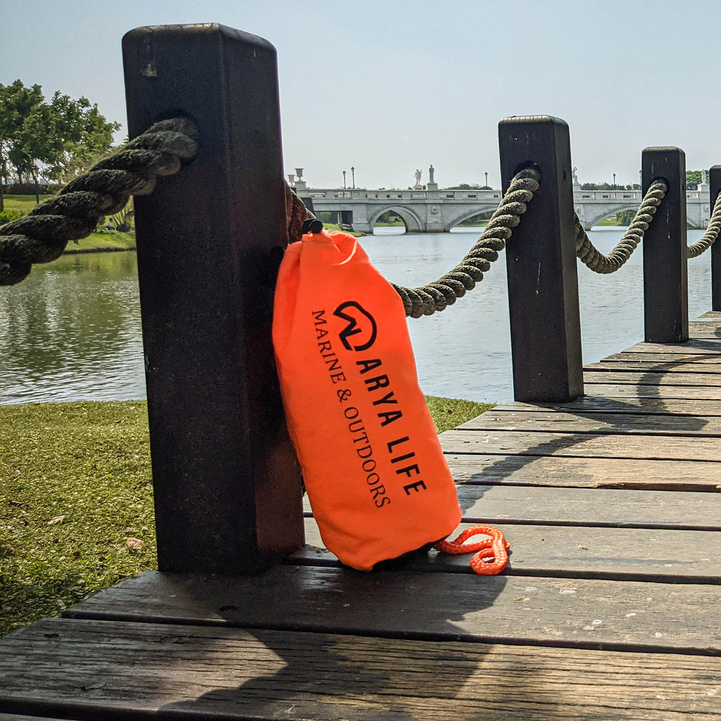 Life Throw Rope Rescue Bag with 70ft of Marine Rope